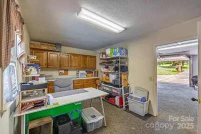 302 Redwood Place, Lenoir, NC 28645 - Photo 31