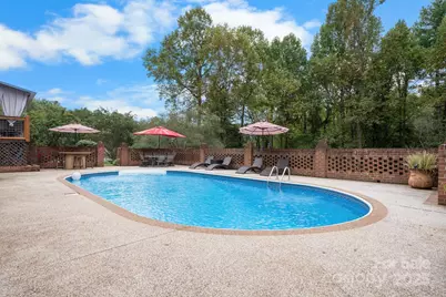 302 Redwood Place, Lenoir, NC 28645 - Photo 37