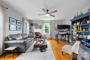 302 Redwood Pl, Lenoir, NC 28645 - Photo 9