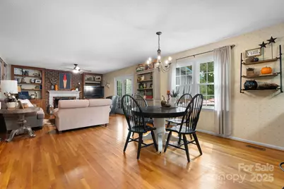 302 Redwood Place, Lenoir, NC 28645 - Photo 21