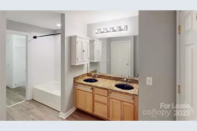 718 W Trade Street #809, Charlotte, NC 28202 - Photo 17