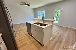 1217 Mountain Ave, Gastonia, NC 28052 - Photo 7