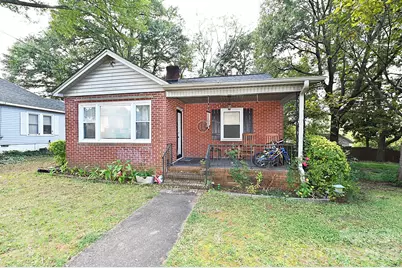 614 S Ashe Avenue, Newton, NC 28658 - Photo 1