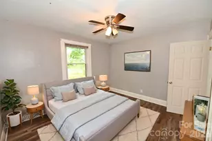 614 S Ashe Ave, Newton, NC 28658 - Photo 5