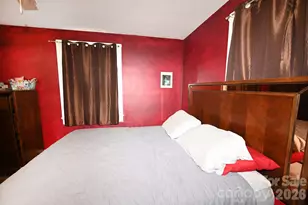 614 S Ashe Ave, Newton, NC 28658 - Photo 13