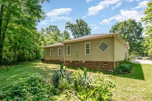 425 Autumn Dr, Harrisburg, NC 28075 - Photo 7