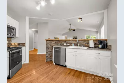 110 Creeks End Circle, Mills River, NC 28759 - Photo 9