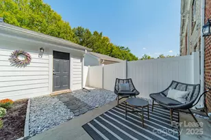 13107 Arbor Day Ct, Charlotte, NC 28269 - Photo 25