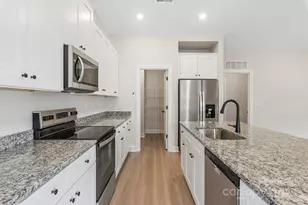 4016 Bolo Dr, Charlotte, NC 28215 - Photo 7