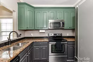 1079 Laurel Ln, Gastonia, NC 28054 - Photo 7