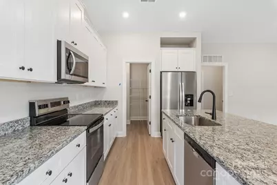 4029 Bolo Drive, Charlotte, NC 28215 - Photo 9