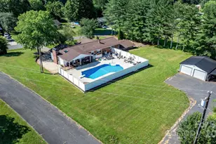 2596 Sweetbriar Cir, Lenoir, NC 28645 - Photo 5