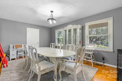 2596 Sweetbriar Circle, Lenoir, NC 28645 - Photo 13