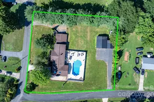 2596 Sweetbriar Cir, Lenoir, NC 28645 - Photo 3