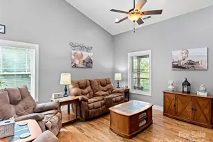 58 McClellan Dr, Canton, NC 28716 - Photo 7