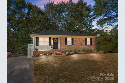 1022 Lakeview Street, Kannapolis, NC 28083 - Photo 1
