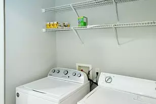 4939 S Hill View Dr, Charlotte, NC 28210 - Photo 13