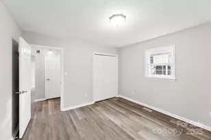 216 E Alabama Ave, Bessemer City, NC 28016 - Photo 17