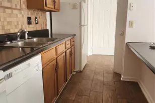 9511-A Shannon Green Dr, Charlotte, NC 28213 - Photo 9