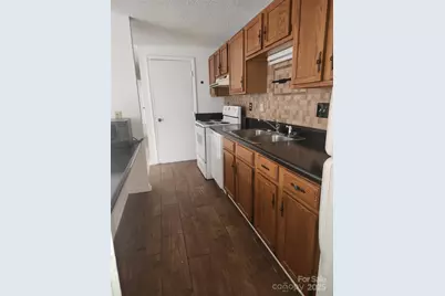 9511-A Shannon Green Drive, Charlotte, NC 28213 - Photo 5