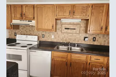 9511-A Shannon Green Drive, Charlotte, NC 28213 - Photo 7