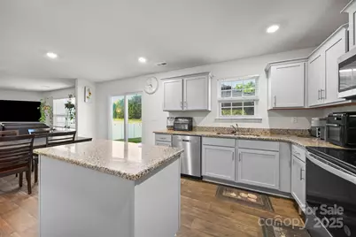 2130 Eastway Drive, Dallas, NC 28034 - Photo 15