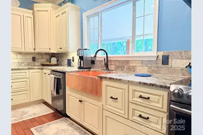 904 Troy Mill Road, Hamptonville, NC 27020 - Photo 17