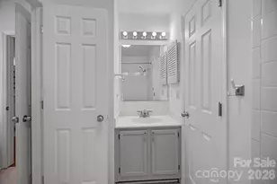 3302 Selwyn Farms Ln, Charlotte, NC 28209 - Photo 21