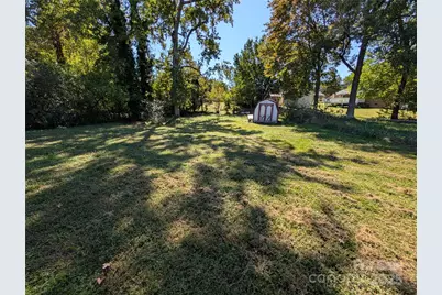 102 Central Avenue, Bessemer City, NC 28016 - Photo 5