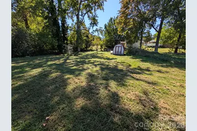 102 Central Avenue, Bessemer City, NC 28016 - Photo 19