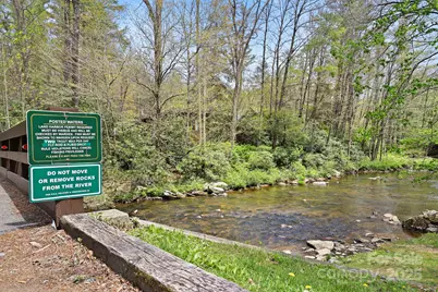 228 Snowshoe Loop, Newland, NC 28657 - Photo 31