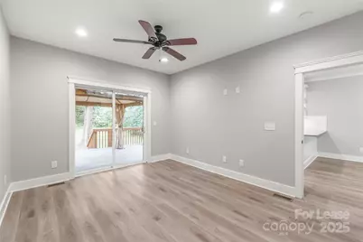 712 Seldon Drive, Charlotte, NC 28216 - Photo 17