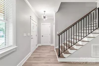 712 Seldon Drive, Charlotte, NC 28216 - Photo 7