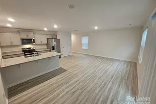 4125 Lurelin Ln, Charlotte, NC 28262 - Photo 11