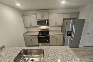 4125 Lurelin Ln, Charlotte, NC 28262 - Photo 9