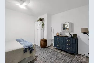 305 Grady Avenue, Tryon, NC 28782 - Photo 15