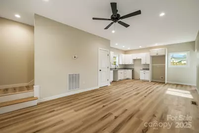 102 Babb Street, Waynesville, NC 28786 - Photo 9