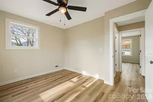 102 Babb St, Waynesville, NC 28786 - Photo 23