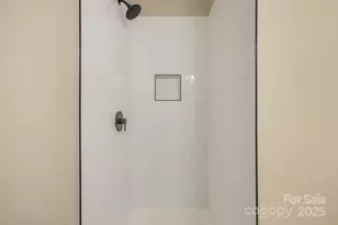 102 Babb St, Waynesville, NC 28786 - Photo 17