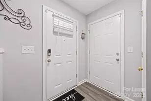 16865 Timber Crossing Rd, Charlotte, NC 28213 - Photo 3