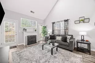 16865 Timber Crossing Rd, Charlotte, NC 28213 - Photo 11