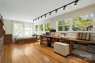 120 Flint St, Asheville, NC 28801 - Photo 25