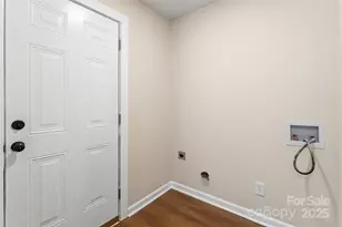 5316 Rupert Ln, Charlotte, NC 28215 - Photo 13