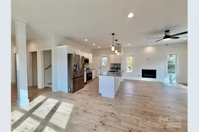 21 Ponder Street, Mars Hill, NC 28754 - Photo 11