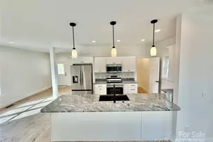 21 Ponder St, Mars Hill, NC 28754 - Photo 9