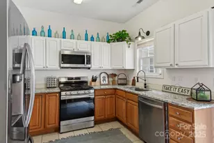 22 Rotunda Cir, Asheville, NC 28806 - Photo 13