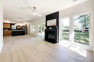 3826 Yorkford Dr, Charlotte, NC 28269 - Photo 13