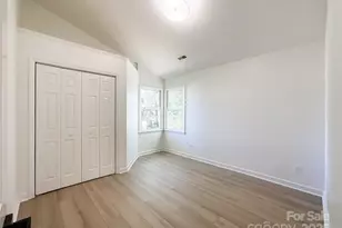 3826 Yorkford Dr, Charlotte, NC 28269 - Photo 25