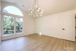 3826 Yorkford Dr, Charlotte, NC 28269 - Photo 29