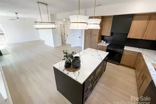 3826 Yorkford Dr, Charlotte, NC 28269 - Photo 9